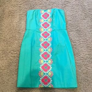 Vineyard and vines strapless dress